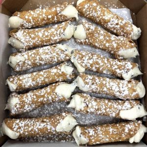 Toarmina cannoli sweet treats